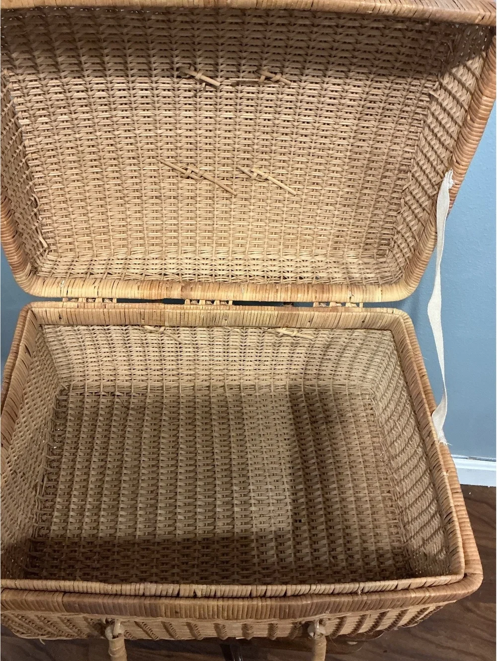 Vintage Wicker Picnic Basket with Handles Large Hinged Lid